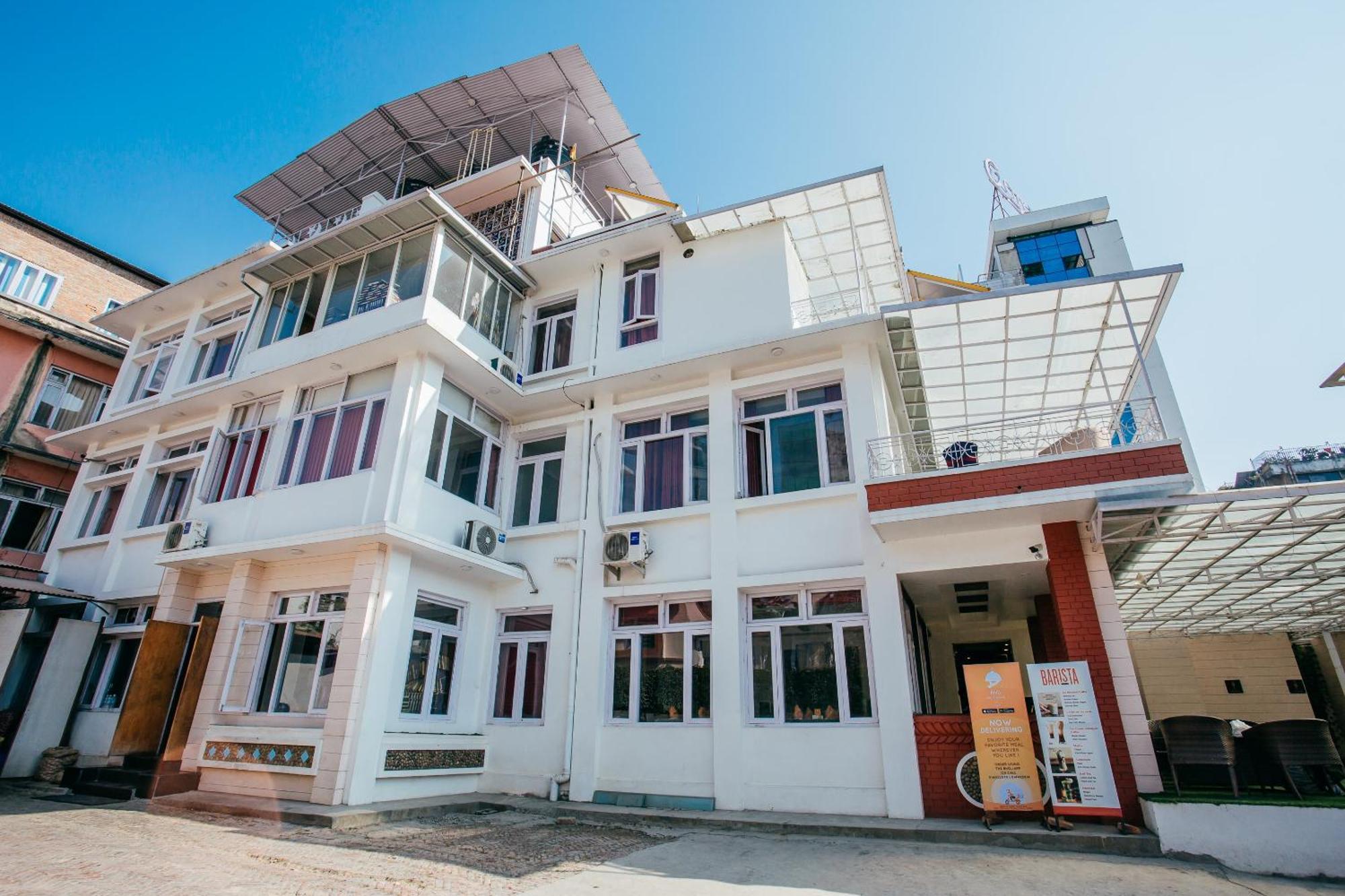 Oyo 11474 Gangaur Regency Boutique Hotel Kathmandu Exterior photo
